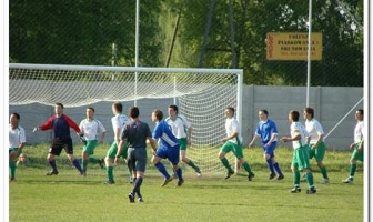 IV liga : Punkty bez gry Zielonych, porażki Unii Rędziny i Kamienicy Polskiej