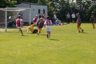 Bramkarz „Goalkeepera” z Medalem Mistrzostw Polski U-13