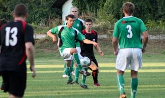 W IV lidze : remisowe „derby” przy Krakowskiej