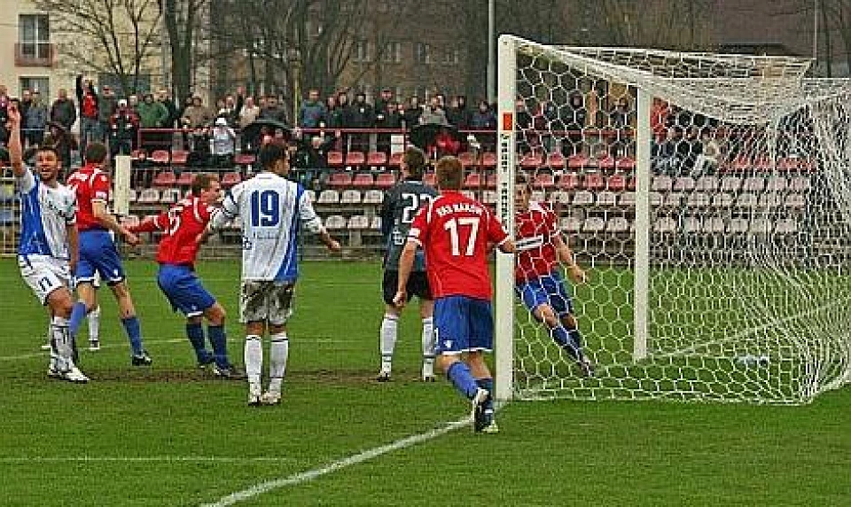 Odrabianie zaległości w II lidze. Raków zagra z MKS-em Kluczbork