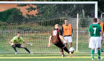 IV liga : 2 wygrane, remis i 2 porażki „naszych” drużyn!