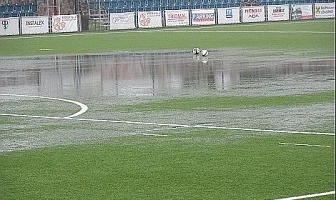 [VIDEO]  O finał zagrają w innym terminie. „Loreta” zalana wodą!