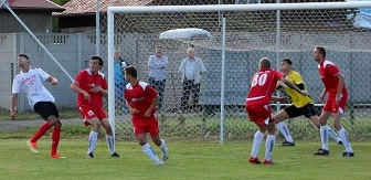 IV liga – „derbowe” mecze w Żarkach i w Kamienicy Polskiej!