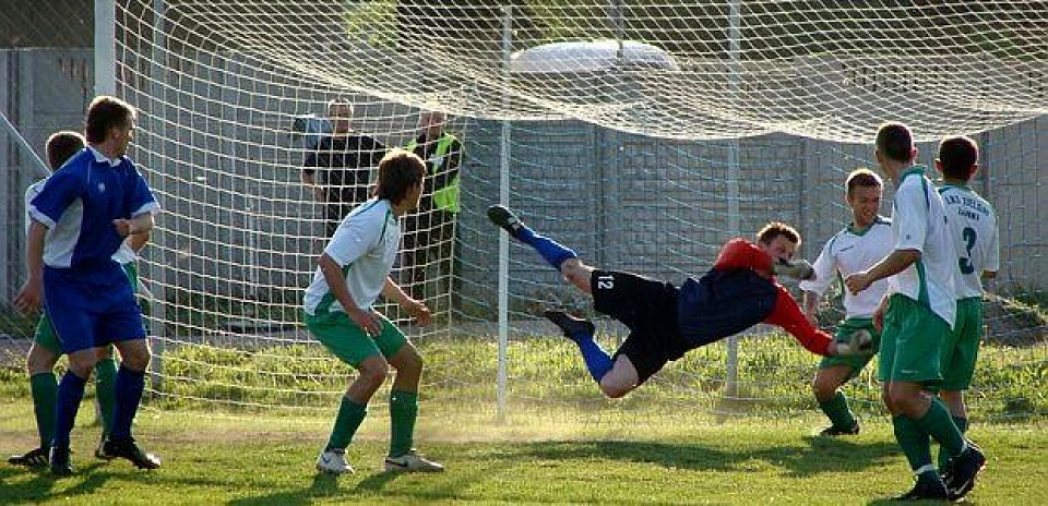 IV liga : w sobotnich meczach „nasze” drużyny grały ze zmiennym szczęściem!