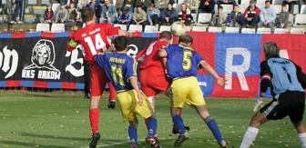 II liga : ciekawy zestaw par w 8 kolejce. Raków o punkty zagra dopiero w środę!