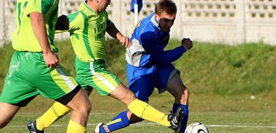 Klasa „A” : prowadzili w tabelach przed meczami 9 kolejki … i prowadzą nadal!